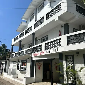 Hillmon's Bar Lounge Hotel